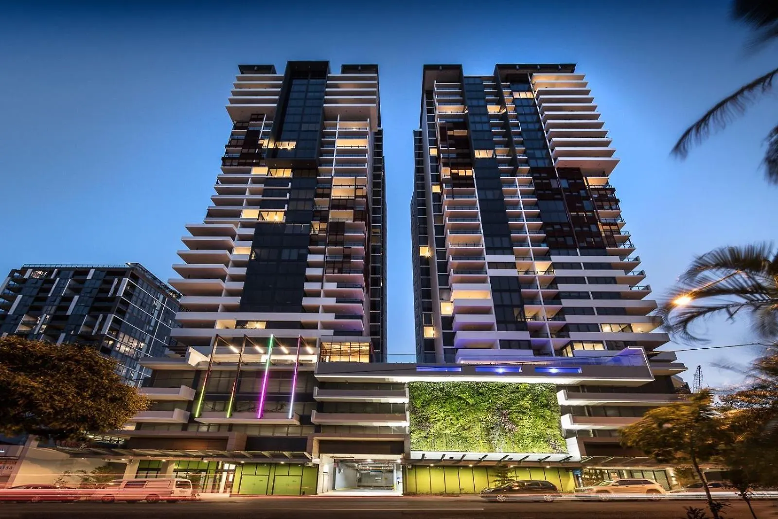 Million Dollar View, Best Location, King Bed, Pool Brisbane