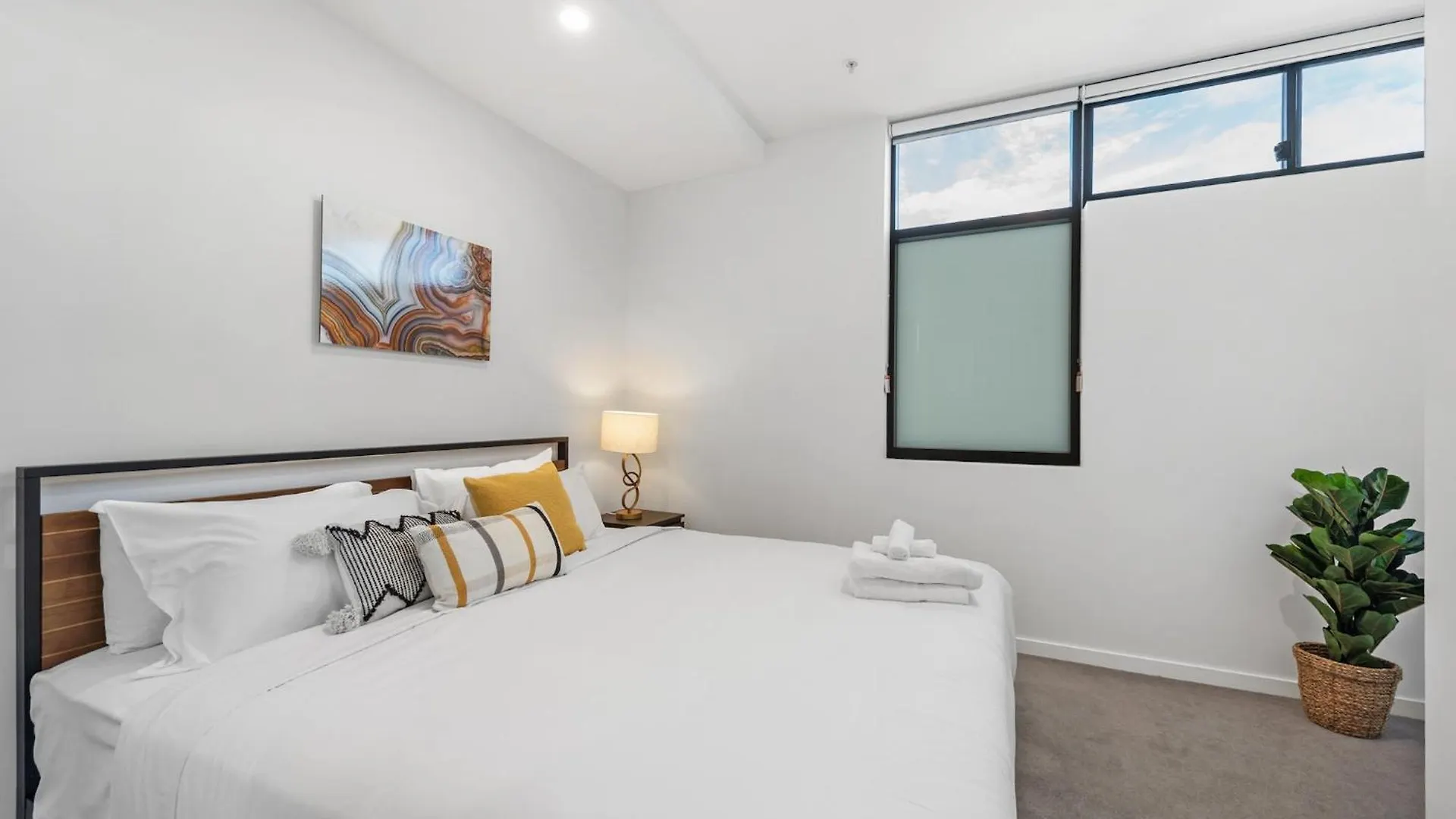 Apartment Million Dollar View, Best Location, King Bed, Pool Brisbane Australia