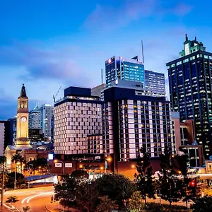 Pullman King George Square Отель