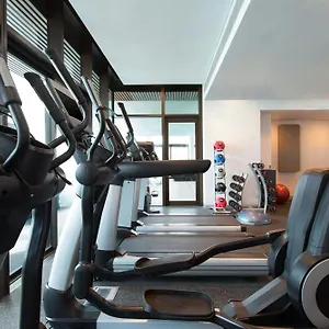 Four Points By Sheraton Отель